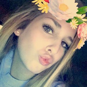 Meet your Posher, Kaylie